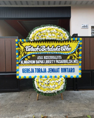 Papan Bunga Duka di Cipaganti